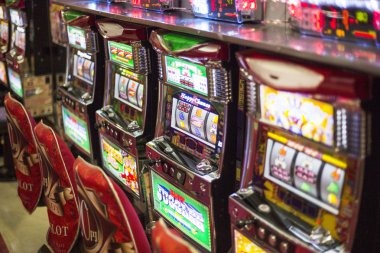 gerbang win app showing live blackjack table with multi-camera feed on mobile screen